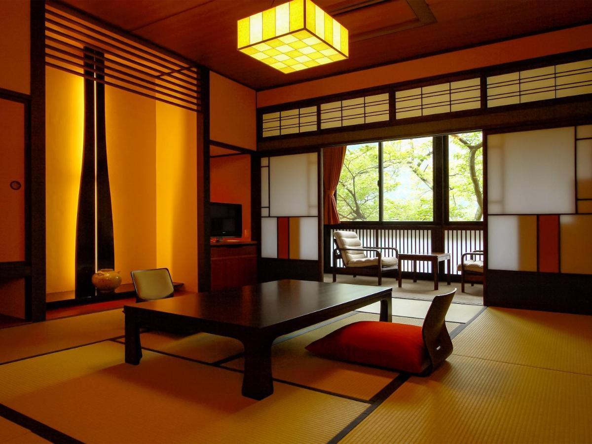 Sanrakuen Hotel Tonami Exterior foto